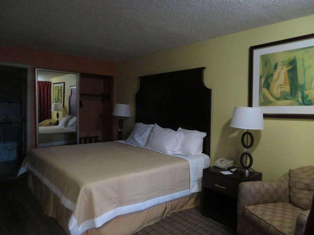Standard Double Room, 1 King Bed photo 2