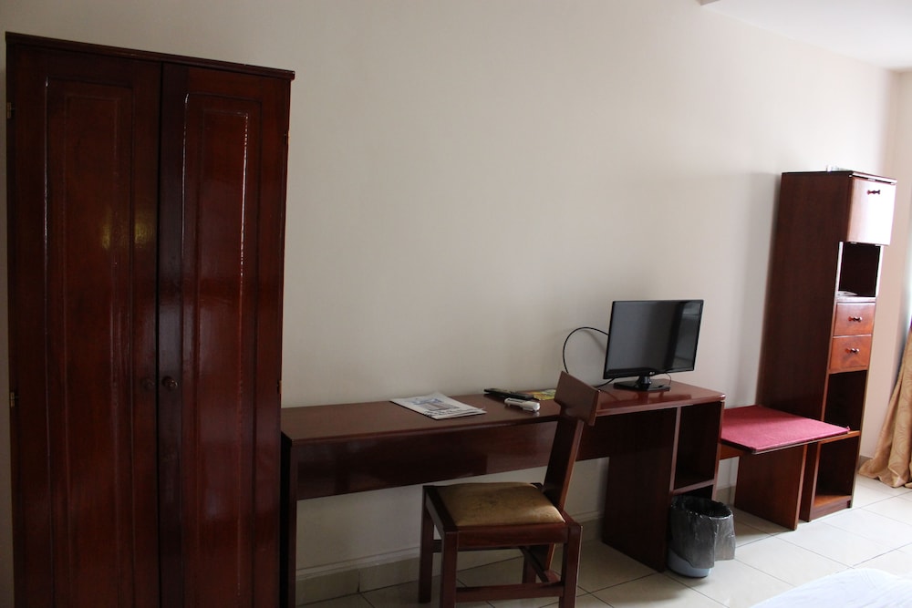 Standard Room photo 3