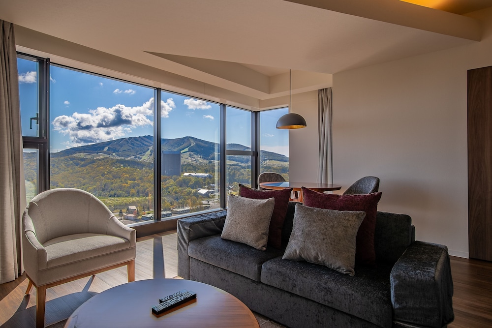 1 Bedroom Premier Residence