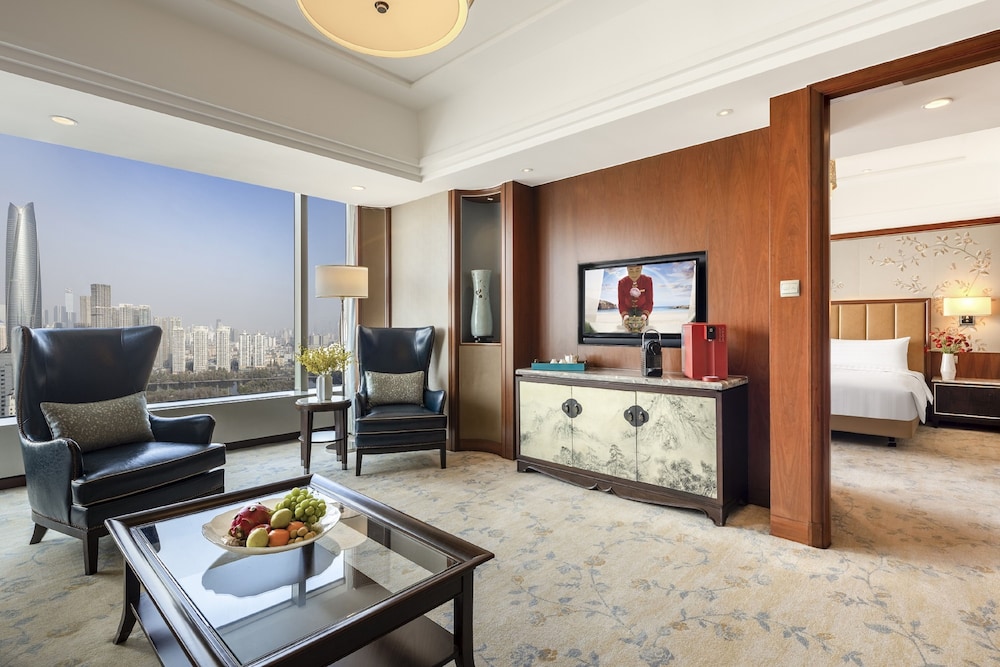 Executive Suite, 1 King Bed photo 1