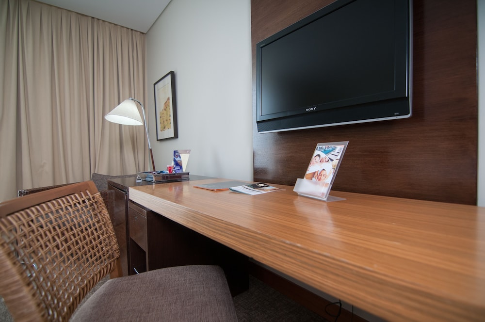 Standard Room, Non Smoking - Photo 3