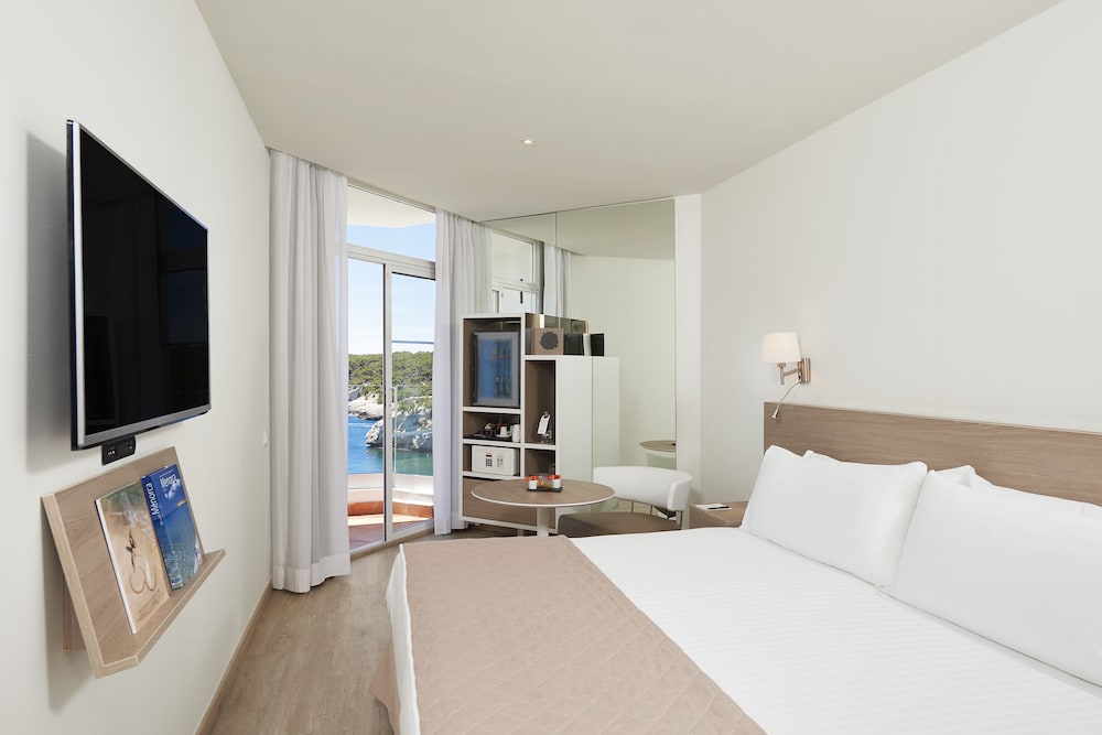 Premium Room (Cala Galdana View)