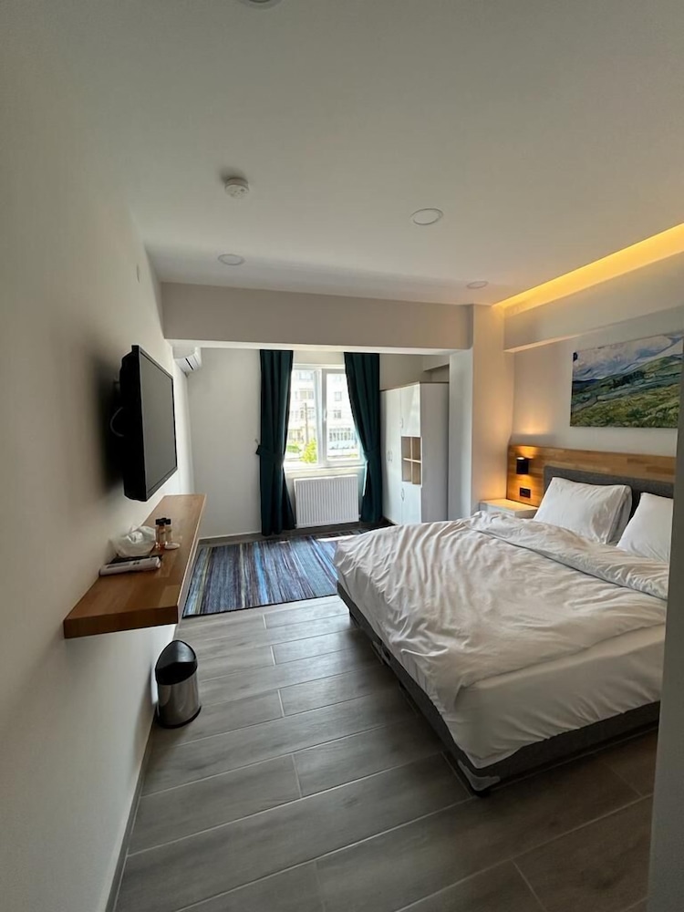 City Double Room - Photo 9