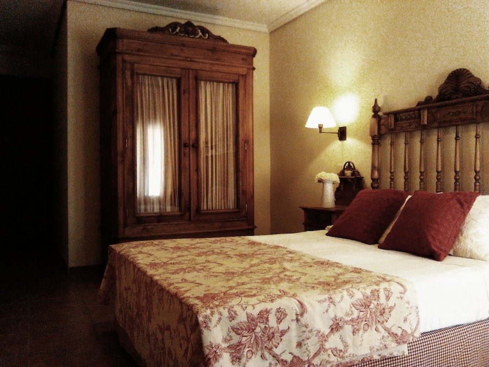 Double Room (201)
