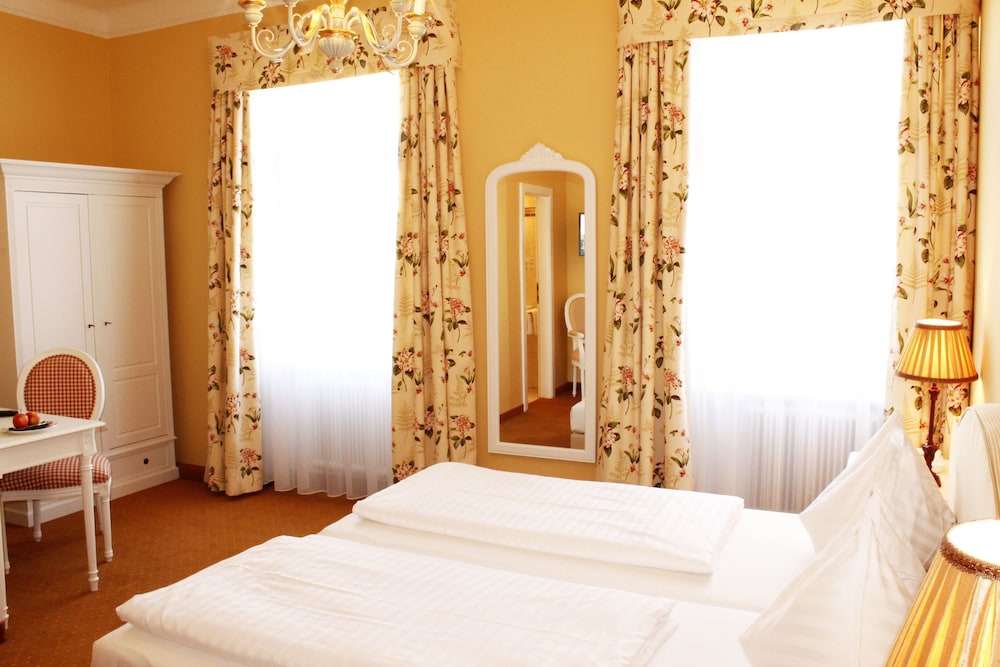 Standard Double Room, 1 Queen Bed - Photo 5