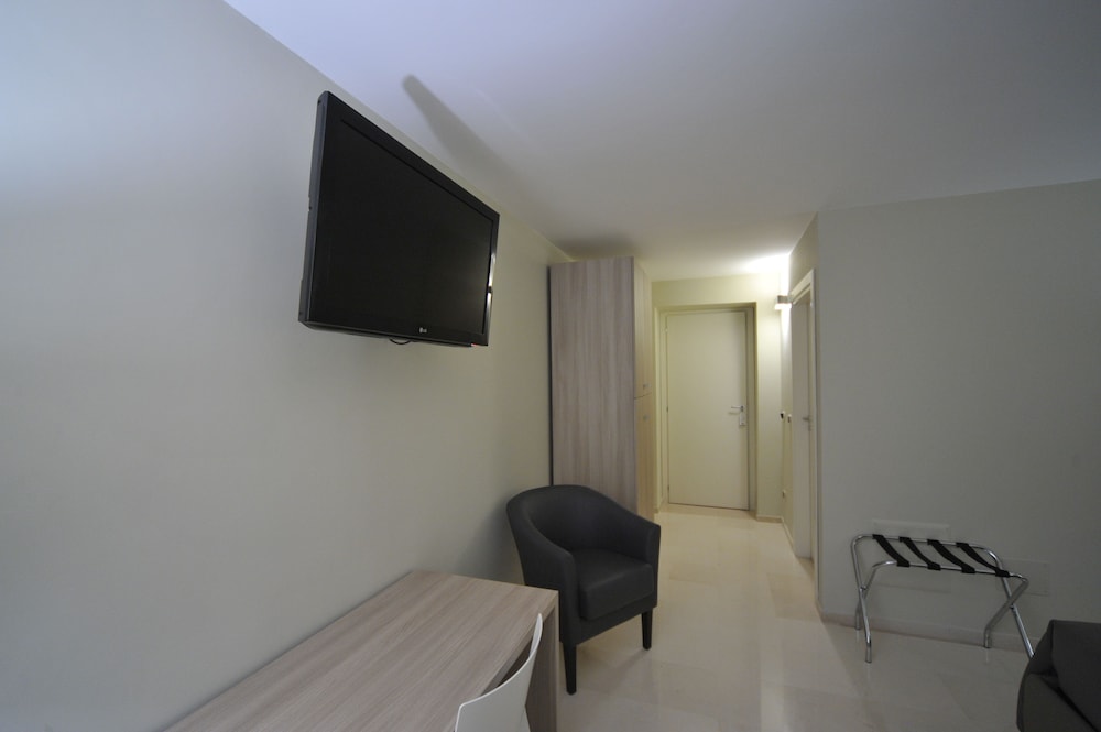 Superior Room, City View photo 3