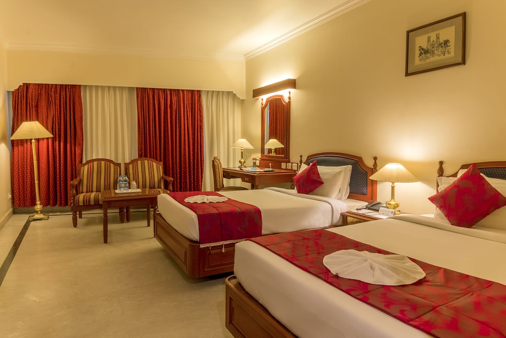 Premium Twin Room, Non Smoking, City View photo 2