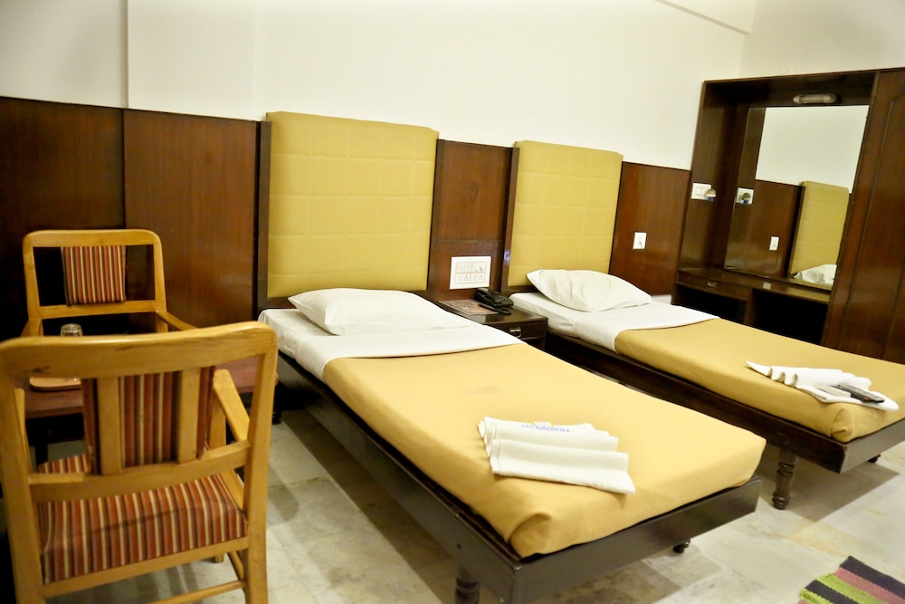Standard Room photo 2