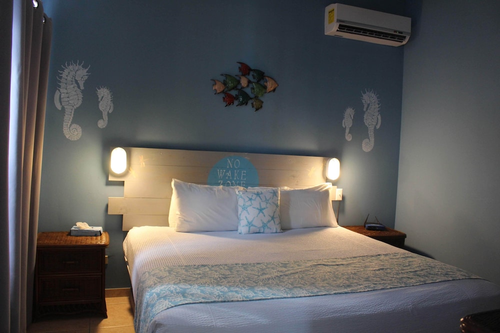 Deluxe Cottage, Multiple Beds, Garden View, Beachside