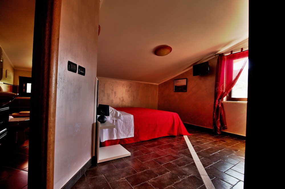 Triple Room, Private Bathroom photo 2