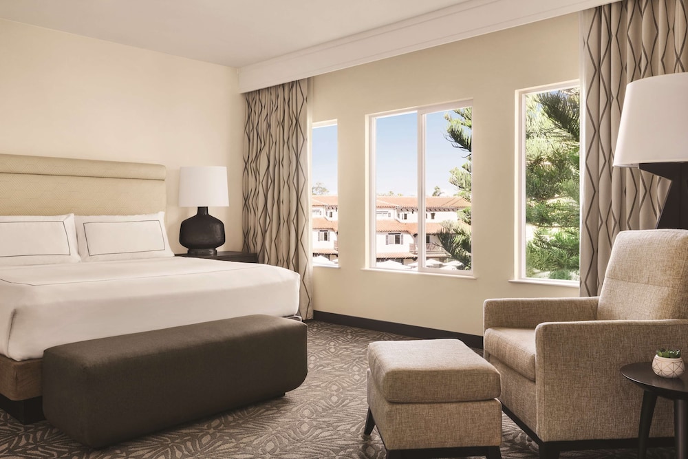 Presidential Suite, Multiple Beds, Pool View