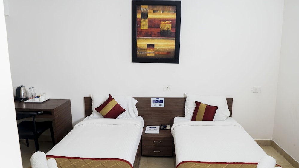 Deluxe Twin Room - Photo 6