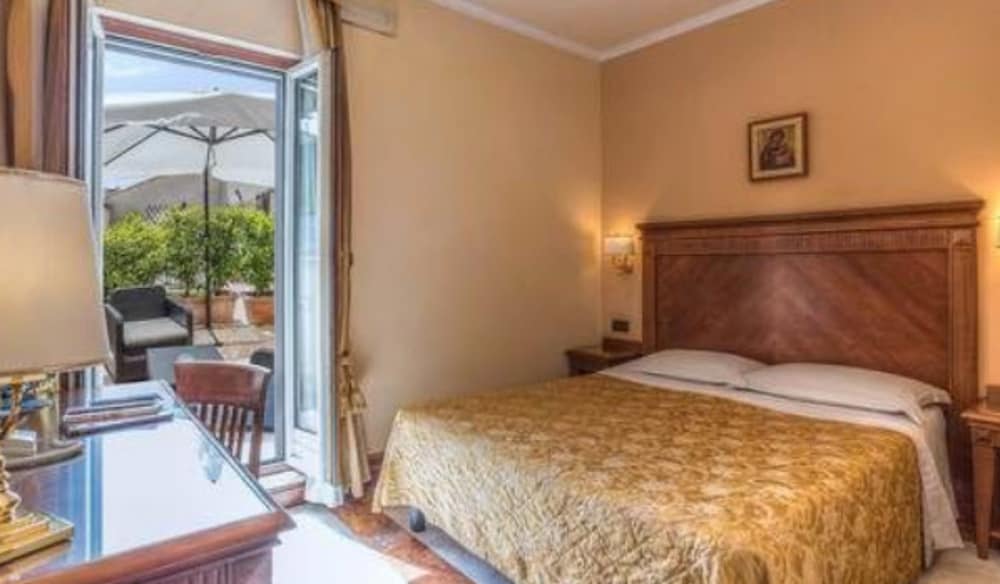 Junior Suite, Balcony, City View