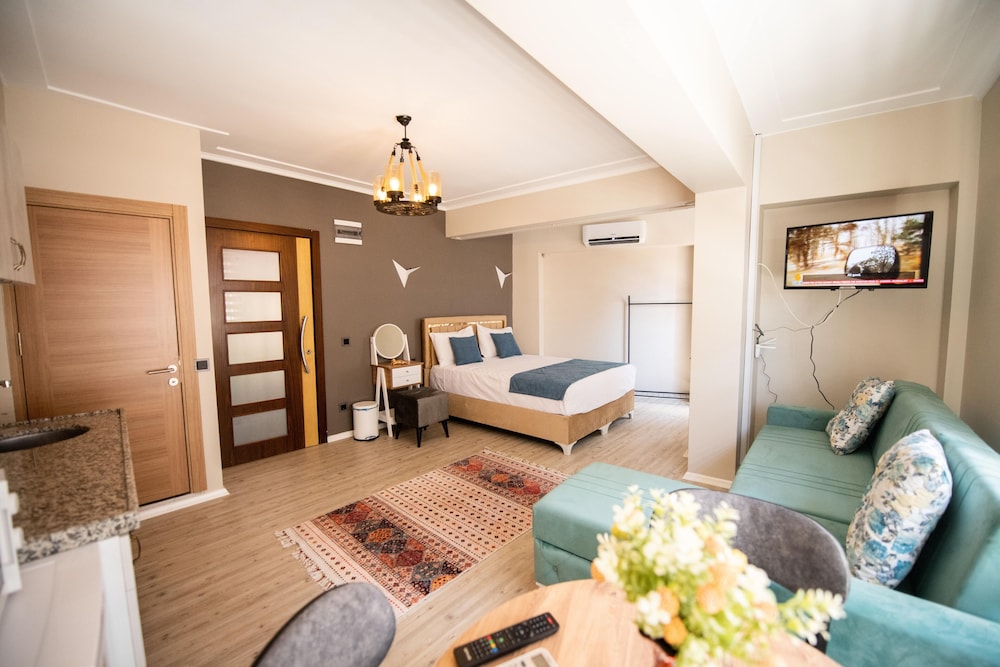 Family Studio Suite photo 1
