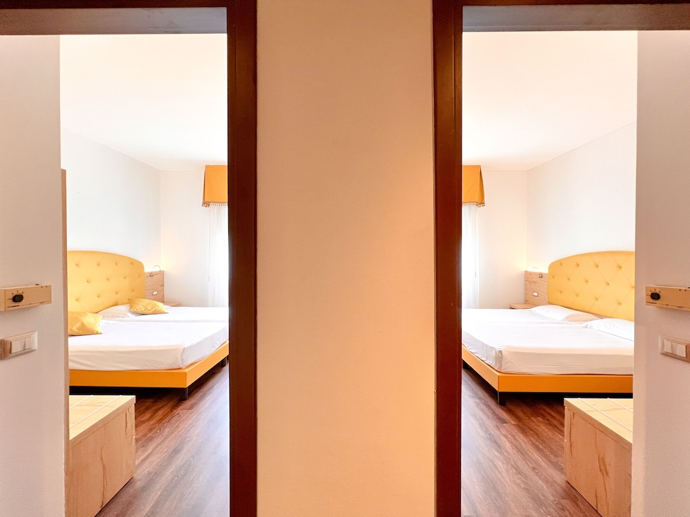 Superior Double or Twin Room - Photo 1