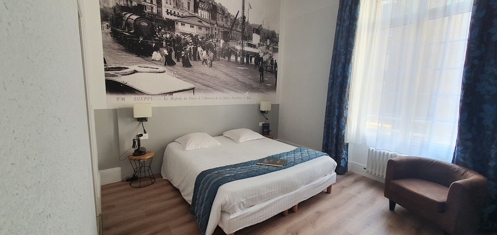 Superior Double or Twin Room, City View
