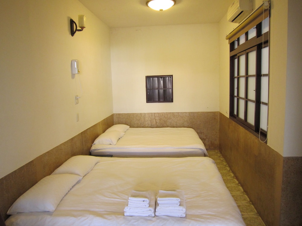Deluxe Quadruple Room photo 2