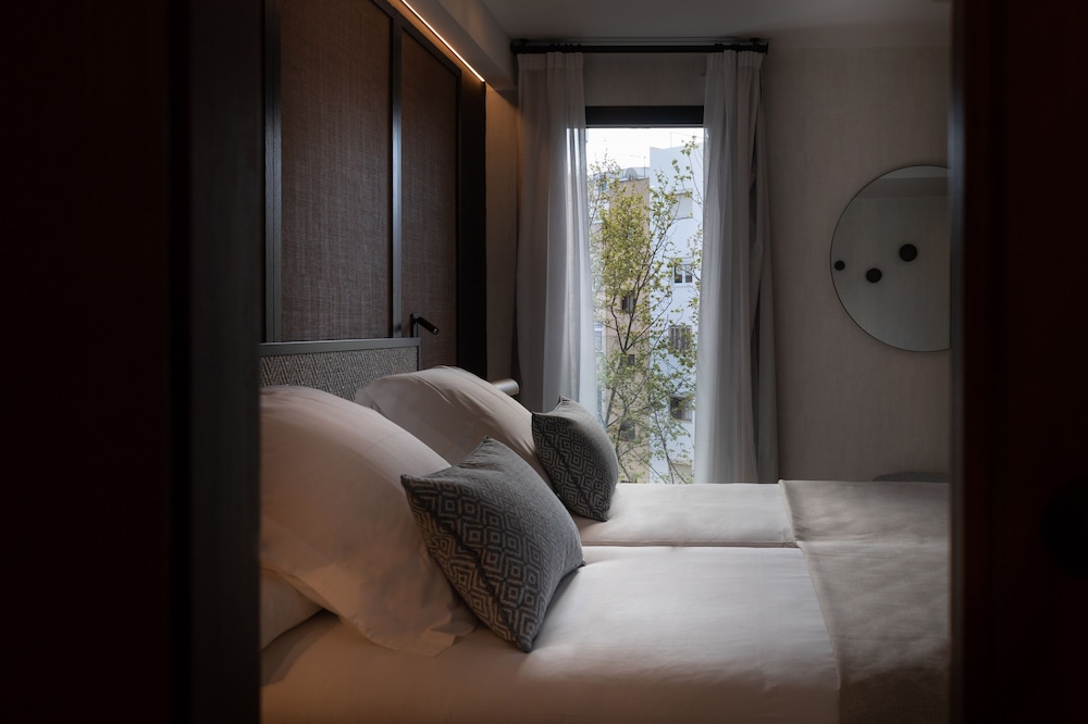 Standard Double Room - Photo 3
