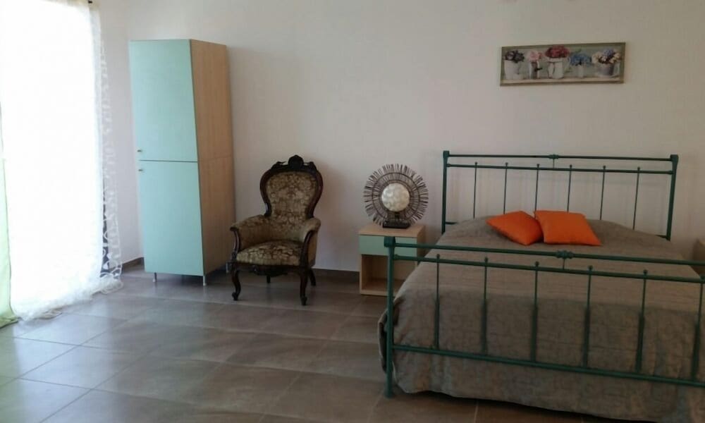 Apartment photo 2