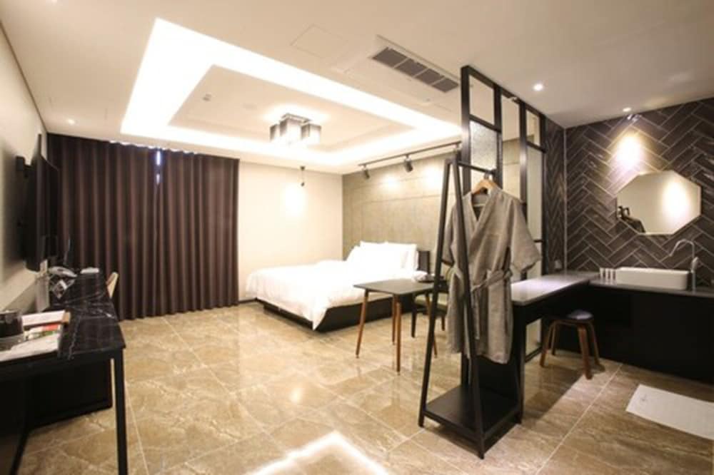 Royal Room (Deluxe)