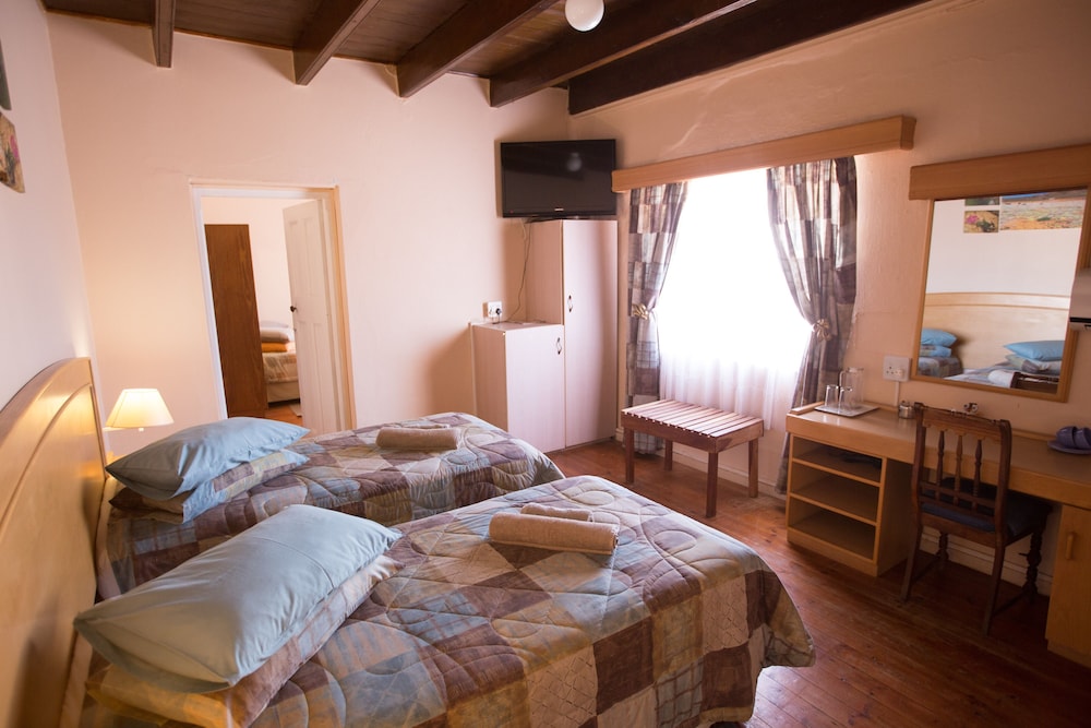 Standard Room, 1 Bedroom photo 2