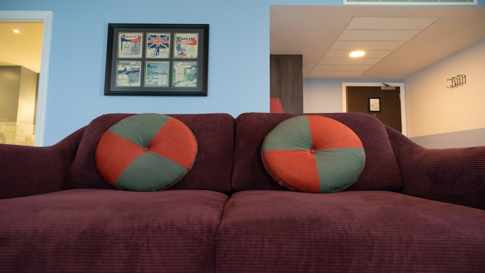 Suite, 1 Bedroom - Photo 4