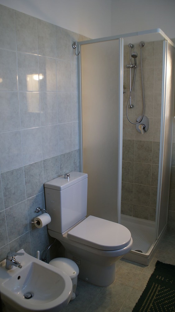 Double Room (Bordeaux) photo 2