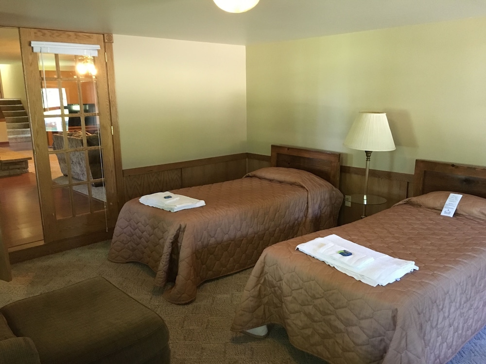 Comfort House, 5 Bedrooms (Birches Home) photo 1