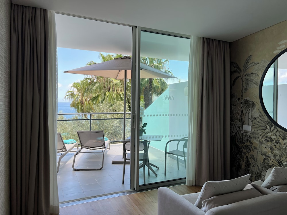 Terrace Junior Suite Sea View - Photo 1