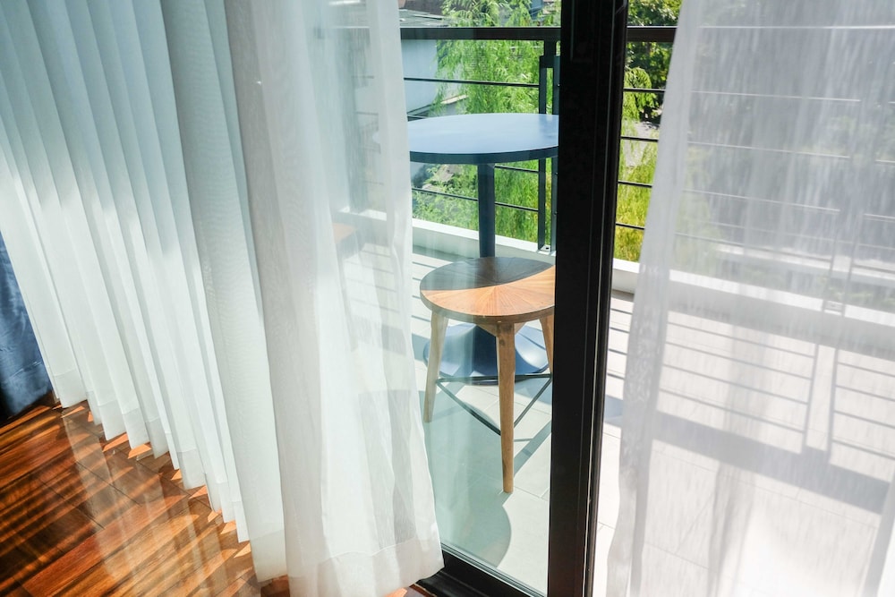 Deluxe Double Room - Photo 8