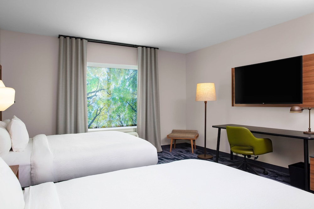 Standard Room, 2 Queen Beds (Mobility/Hearing Accessible, Tub) - Photo 2