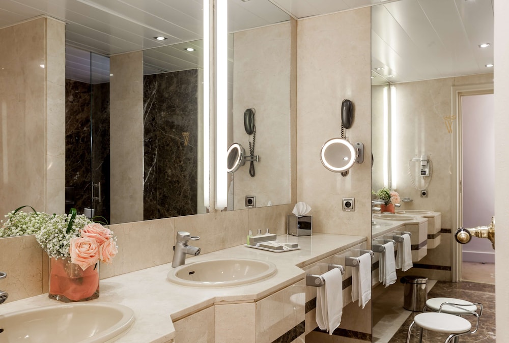 Superior Penthouse "The Wellington Club" Access - Photo 7