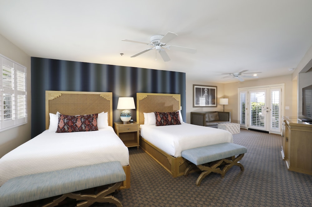 Deluxe Room, 2 Queen Beds - Photo 3