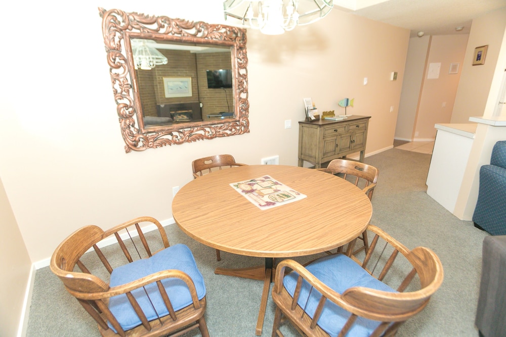 Premium Room, 1 King Bed with Sofa bed, Kitchen, Ocean View (Premium One Bedroom Deluxe Unit-Room) - Photo 10