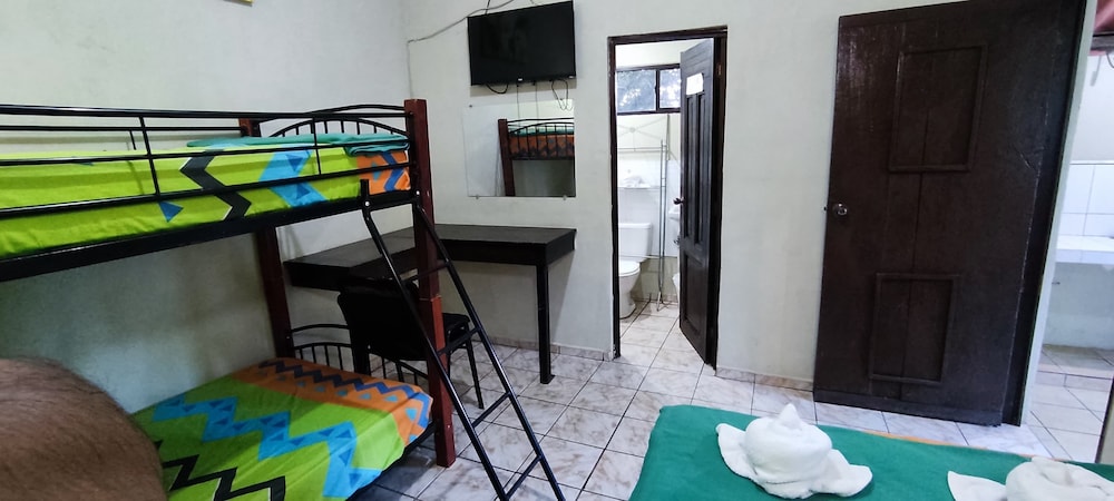 Family Cabin, Private Bathroom, Courtyard Area photo 2