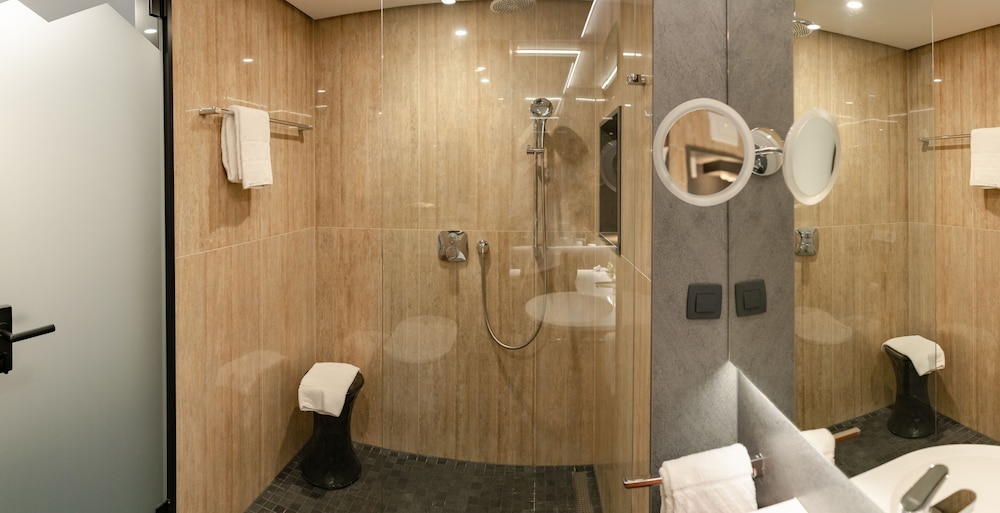 Superior Triple Room photo 3