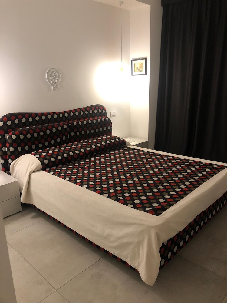 Deluxe Apartment photo 1