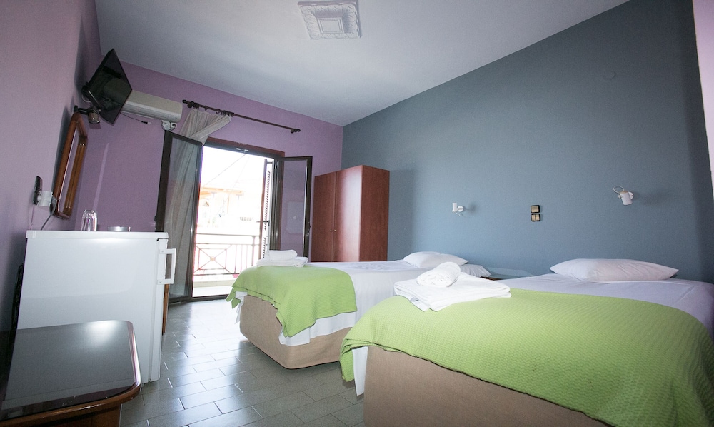 Double or Twin Room photo 2