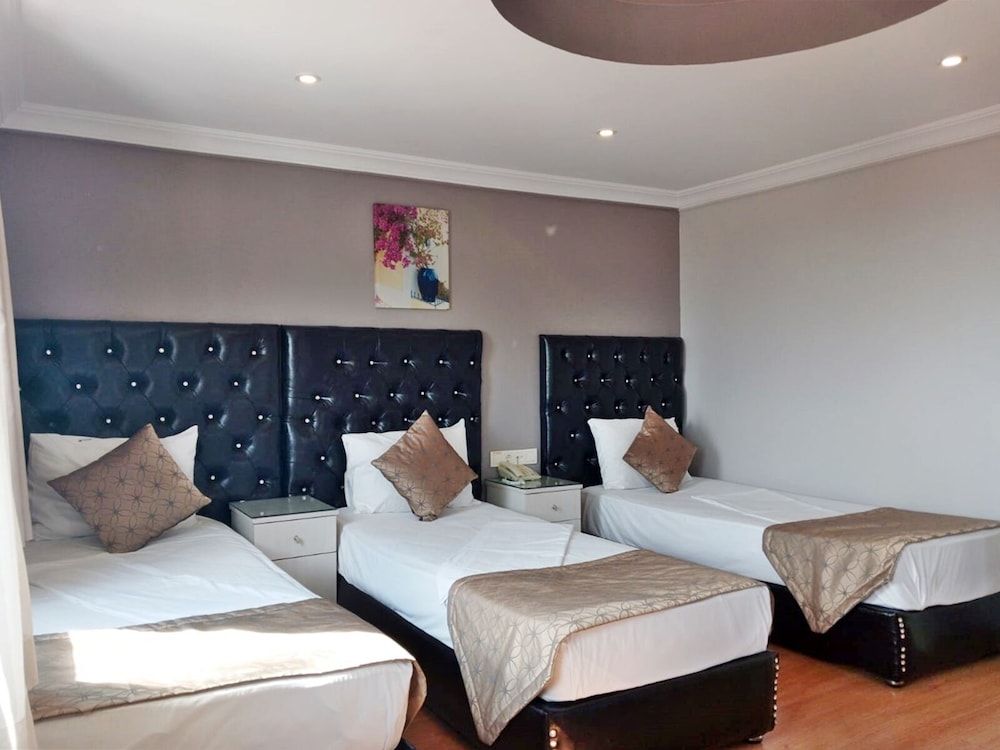 Standard Triple Room photo 1
