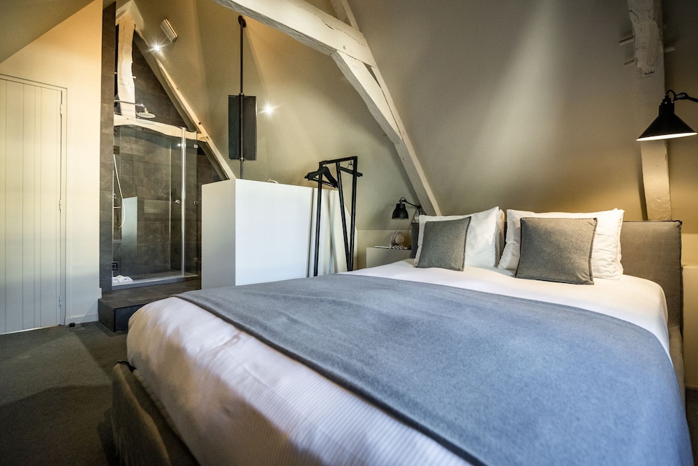 Classic Double Room, Ensuite, City View (Supérieure Kampot)
