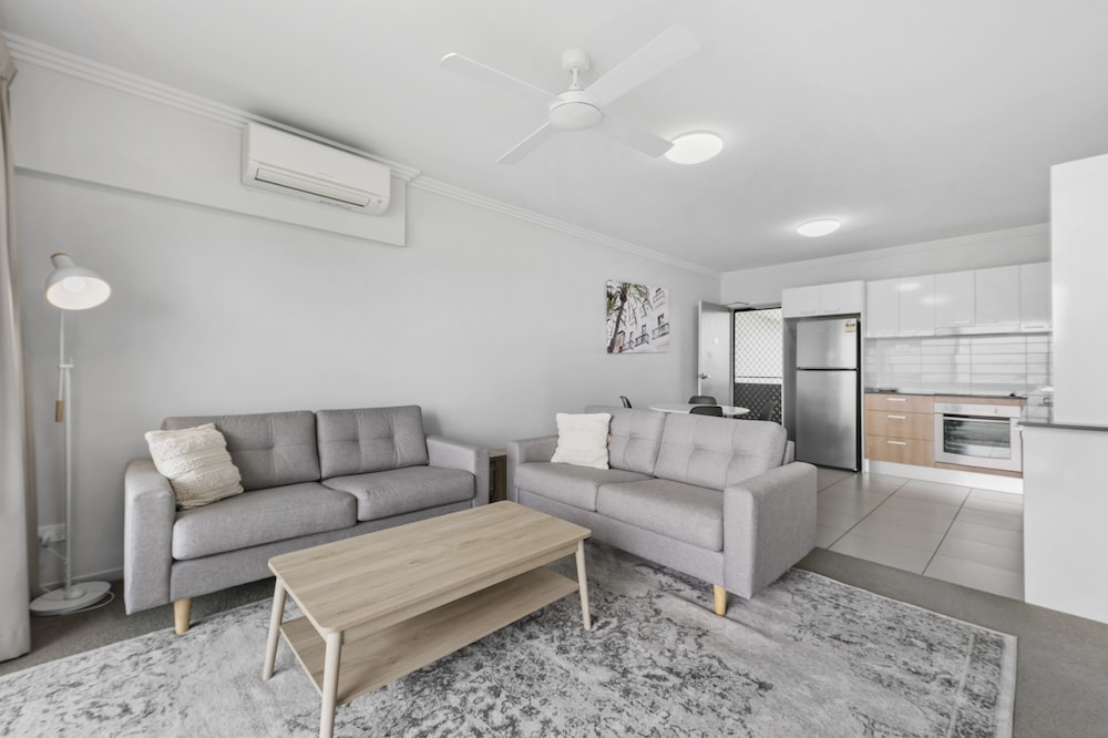 1 Bedroom Apartment on Saltwater photo 1