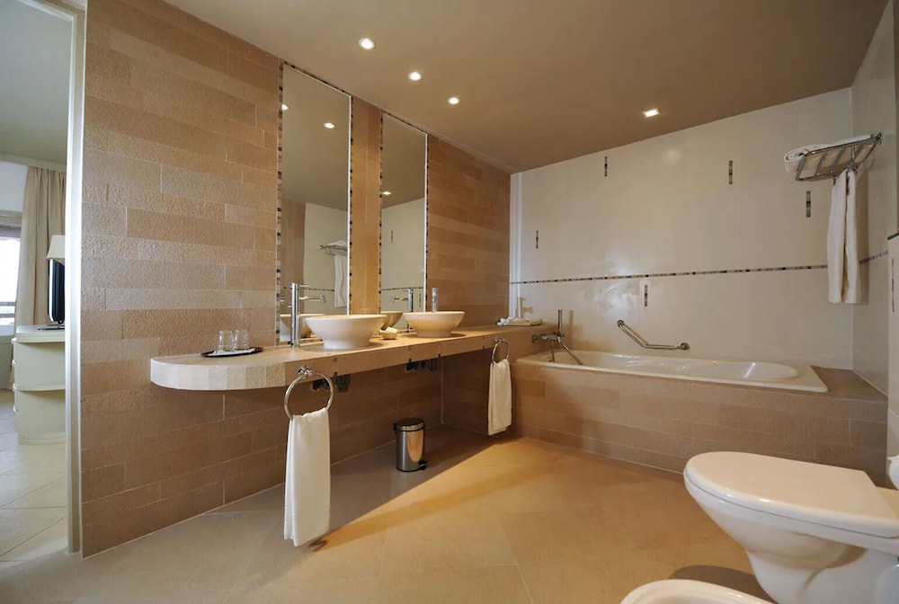 Executive Suite photo 2
