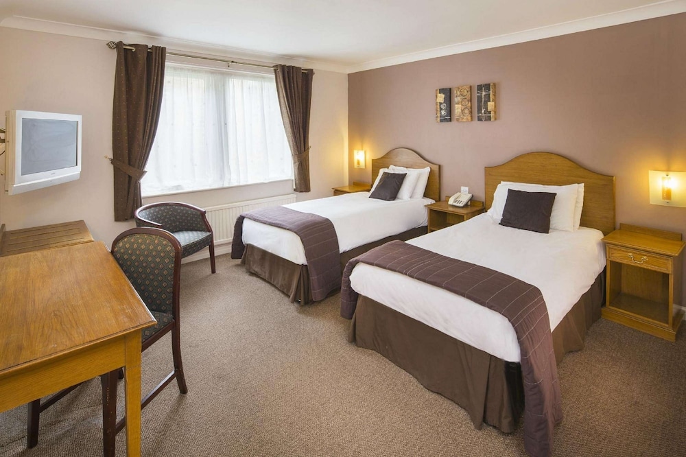 Standard Room, 2 Twin Beds, Non Smoking - Photo 1