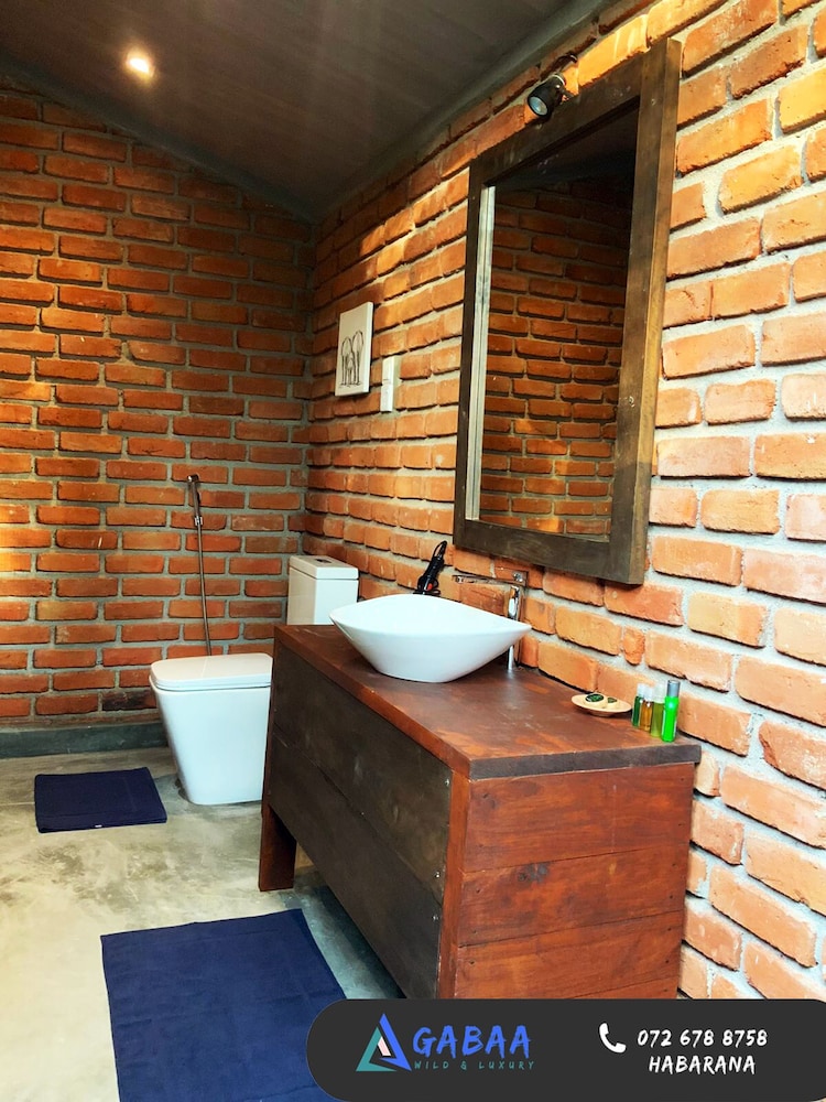 Romantic Cottage, 1 Bedroom, Non Smoking, Pool View photo 3