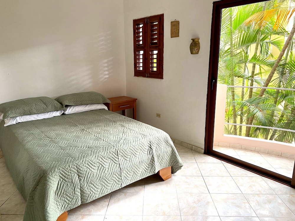 Hummingbird Suite photo 3