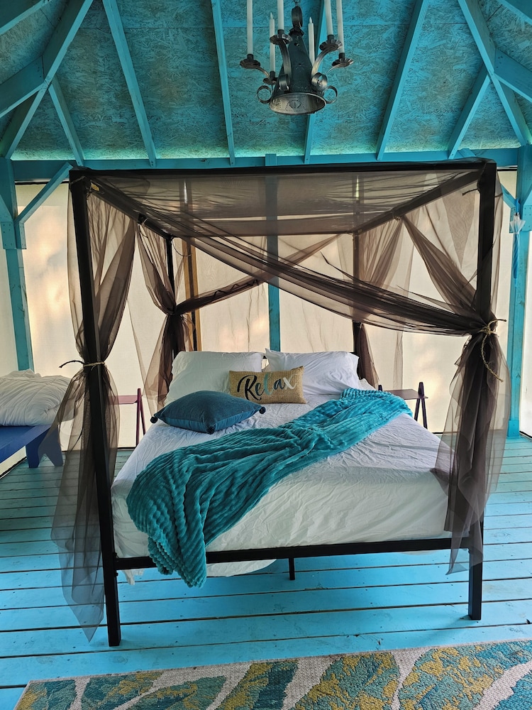 Luxury Tent photo 3