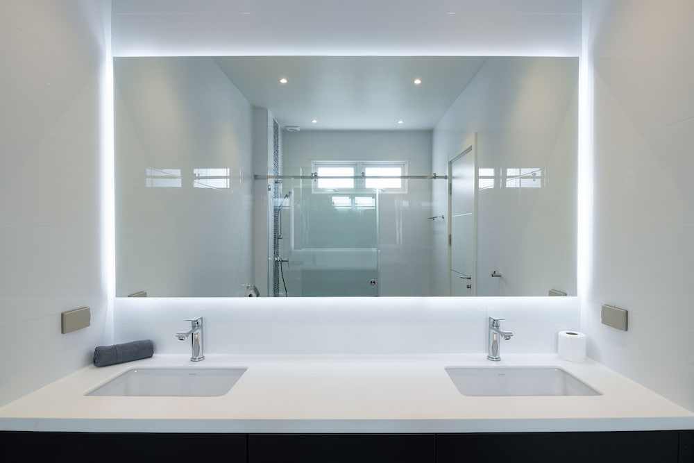 Standard Villa, 4 Bedrooms, Non Smoking, Kitchen - Photo 7