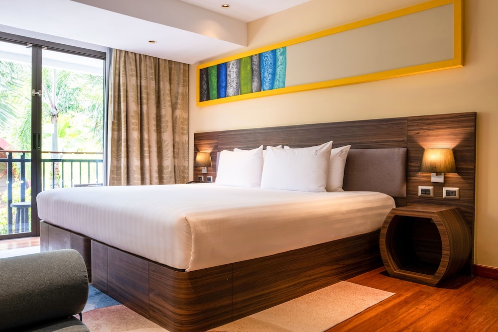Standard Room, 1 King Bed (Central Building) photo 2