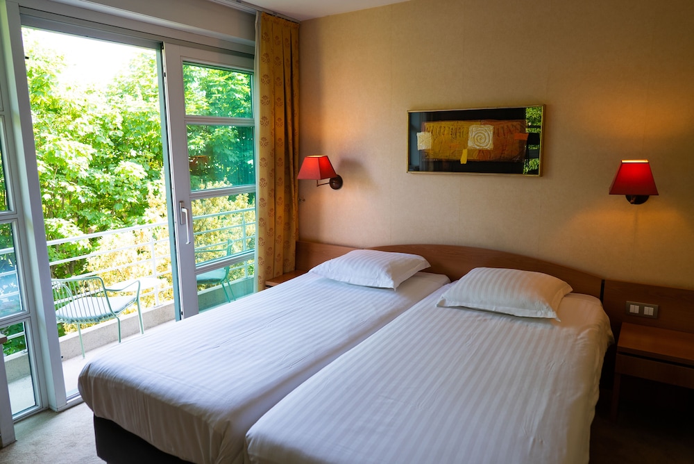 Premium Room - Photo 3