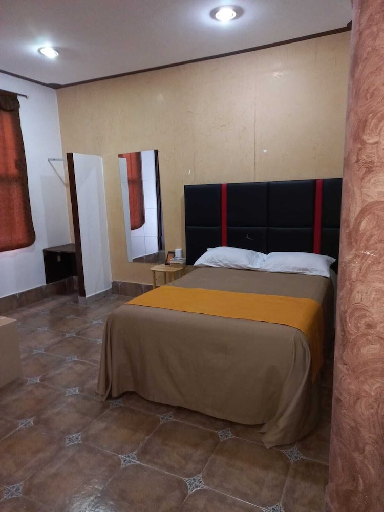 Traditional Single Room